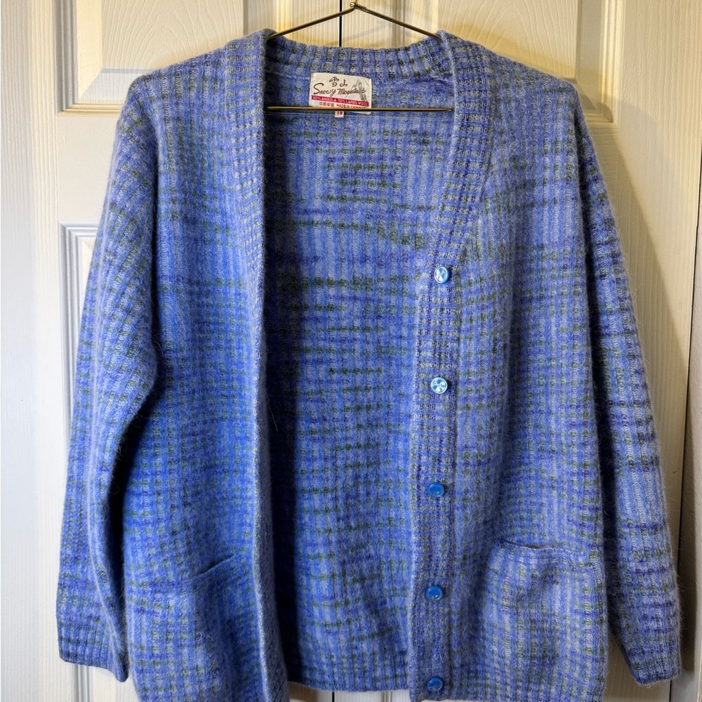 Vintage 90s Snowy Mountain Lambswool & Angora Knit Sweater